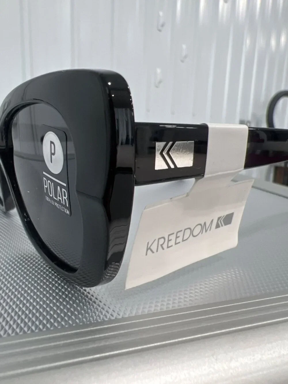 Kreedom Southbank Polarized Sunglasses UV Protection Black Fashion Eyewear NEW